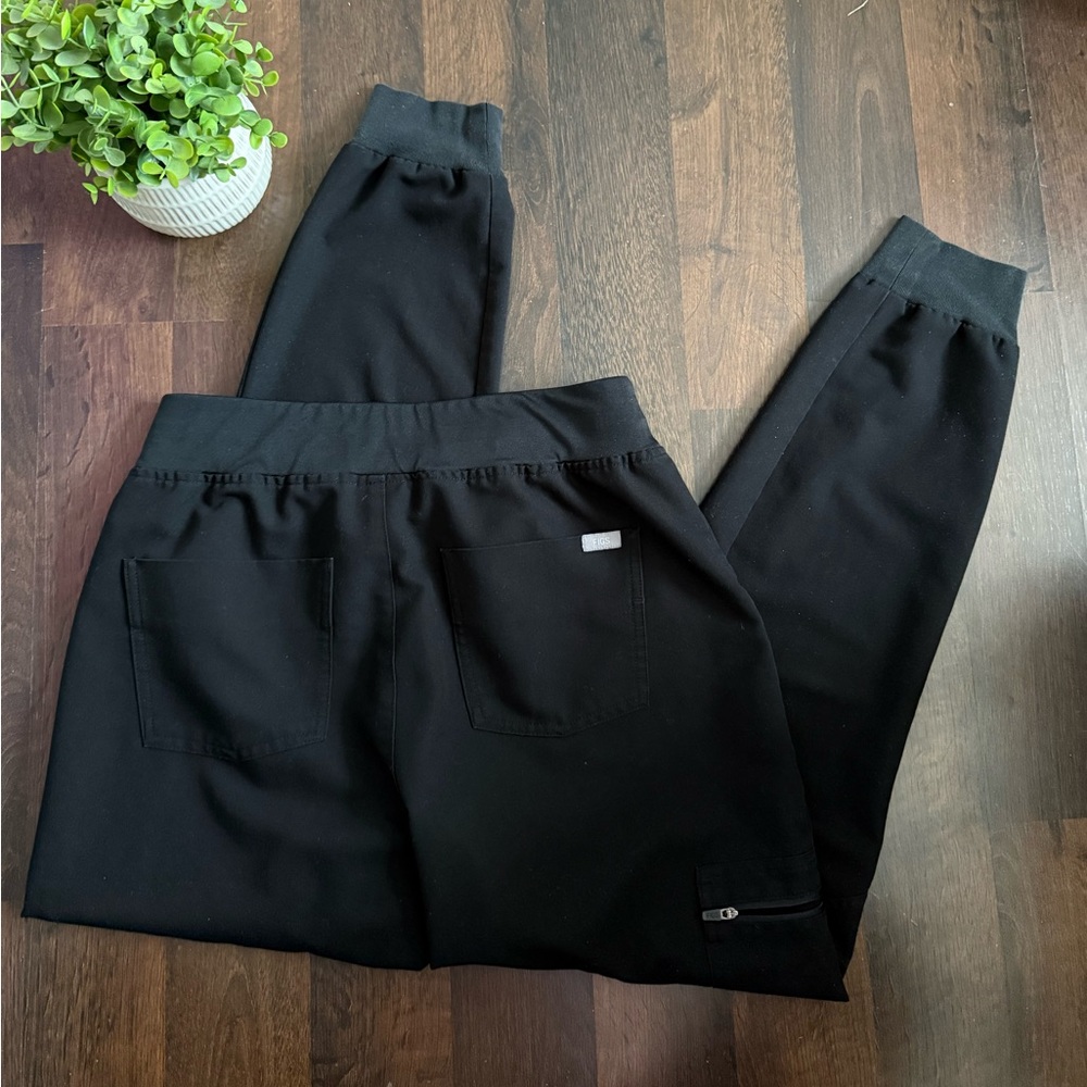Figs Zamora High Waisted Jogger - Picture 7 of 10
